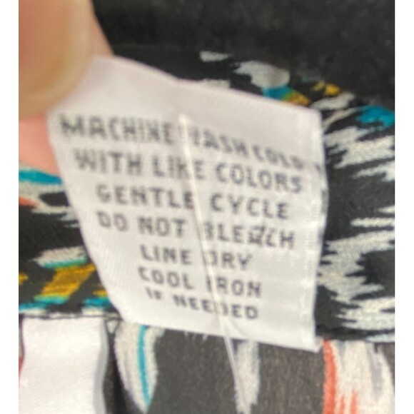 NWT Sami & Jo Blouse Womens 3X Multicolor Ikat Print Button Up Top Southwestern - Picture 11 of 11
